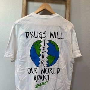 D.A.R.E T-Shirt 90s vintage theme shirt
